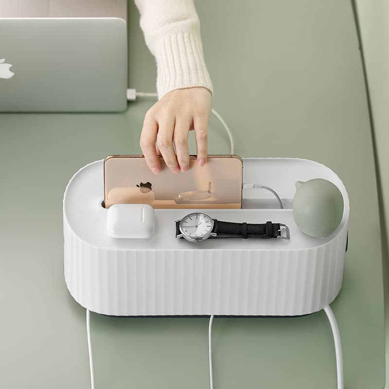 Organizador de Cables y Cargadores con Protección