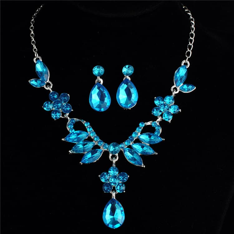 Juego de Joyería para Novia - Collar y Pendientes Diamantados