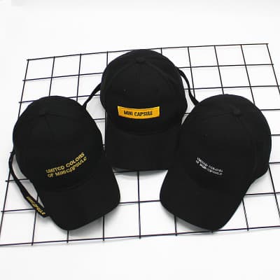 Gorra de Béisbol Coreana con Bordado de Letras