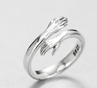 Anillo ajustable con diseño de pareja en plata 925