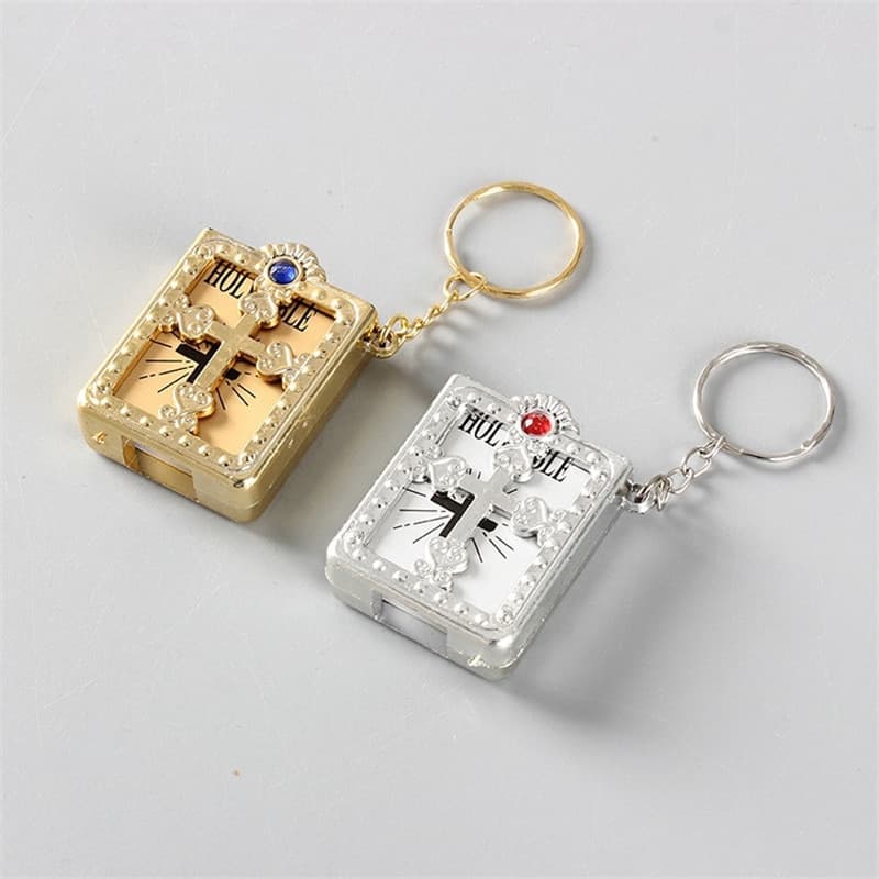 Llavero Mini Biblia Sagrada con Cruz de Jesús