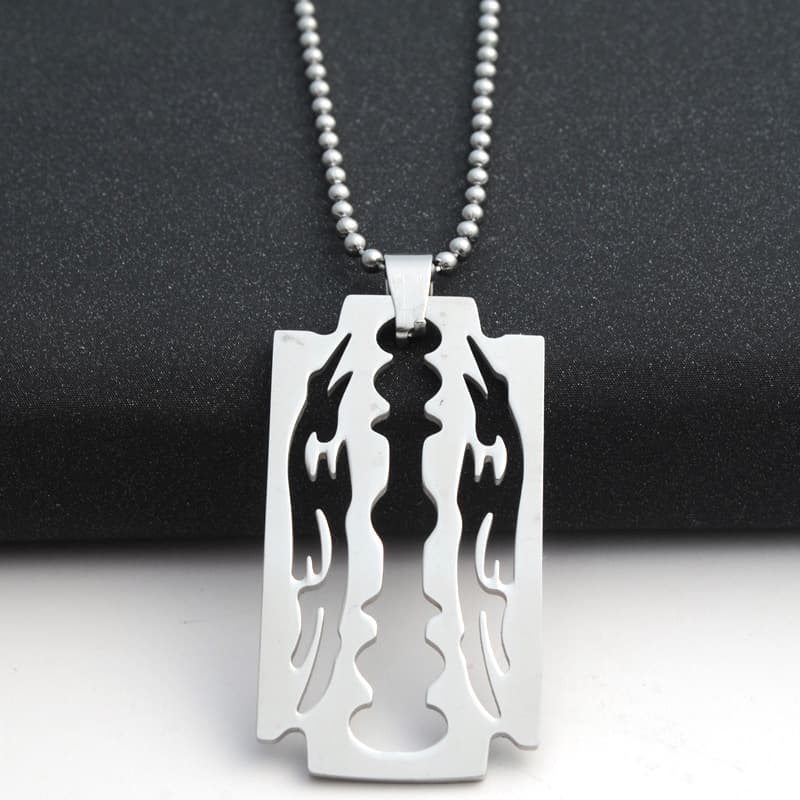 Collar de Cadena de Acero Inoxidable con Colgante Blade