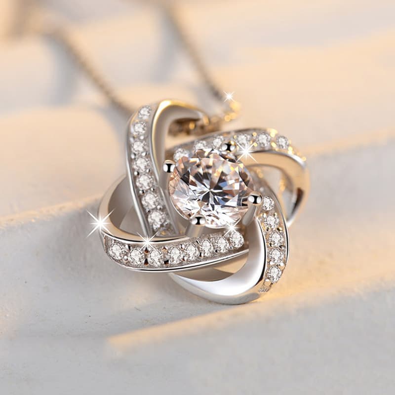 Collar Plata de Ley 925 Corazón Eterno con Circonita AAA