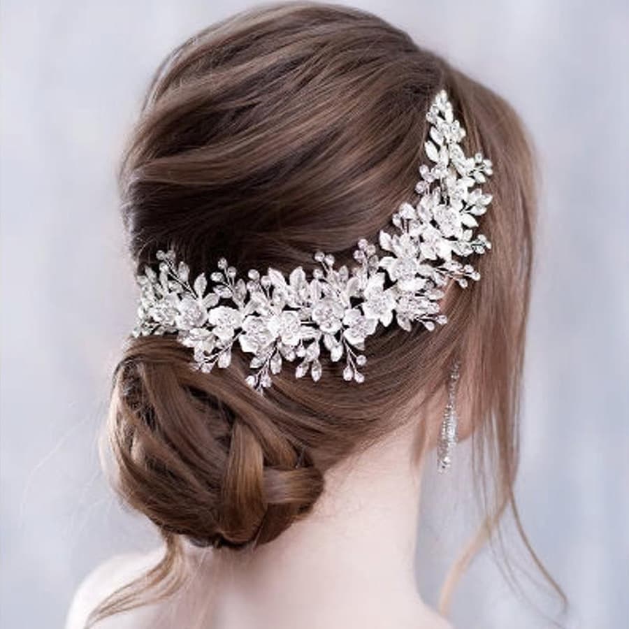 Diadema nupcial con accesorios para el cabello