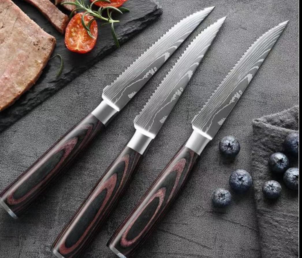 Cuchillo de Carne con Mango de Madera y Hoja de Acero Inoxidable