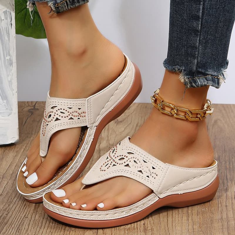 Sandalias Cuña con Clip de Dedo Mujer