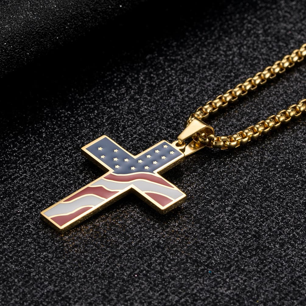 Collar Cruz con Bandera