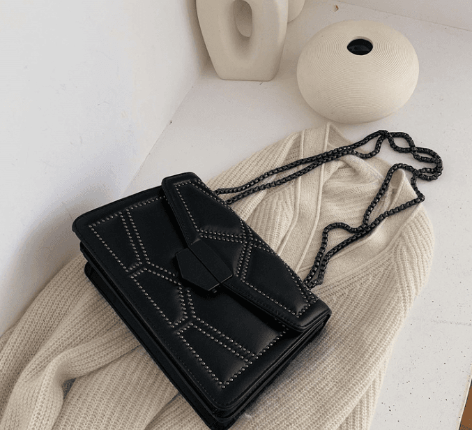 Bolso Rivet Chain Crossbody Pequeño para Mujer