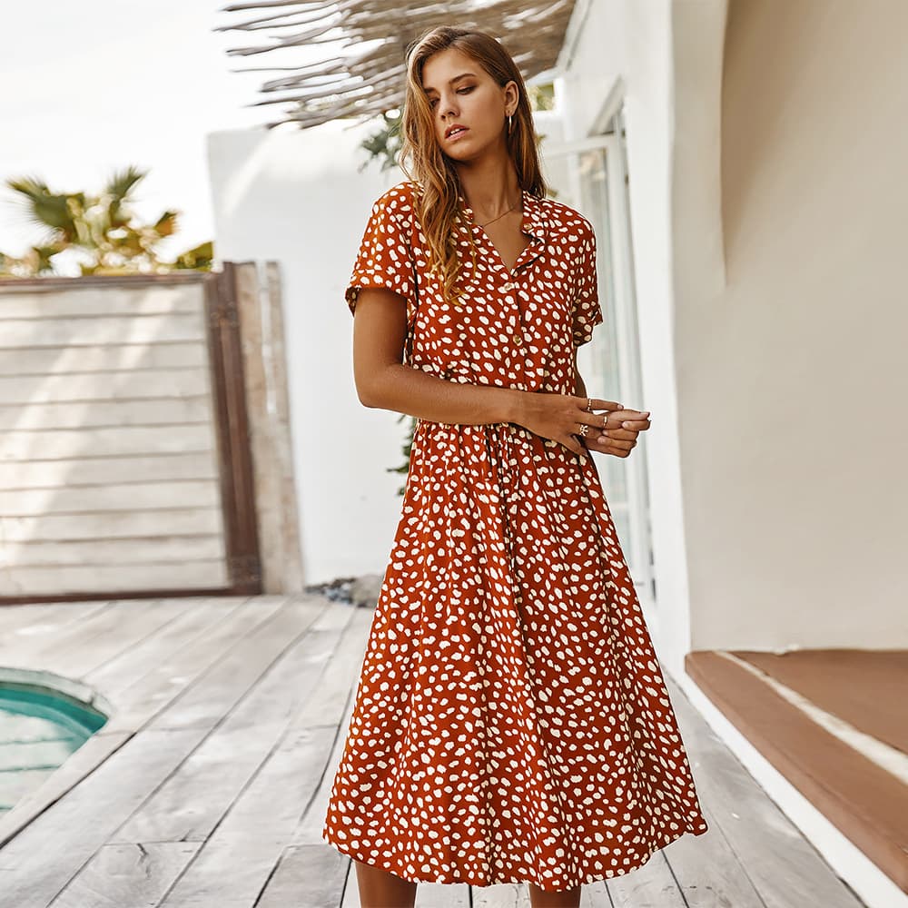 Vestido Corto de Mujer con Cuello Camisero y Estampado de Lunares