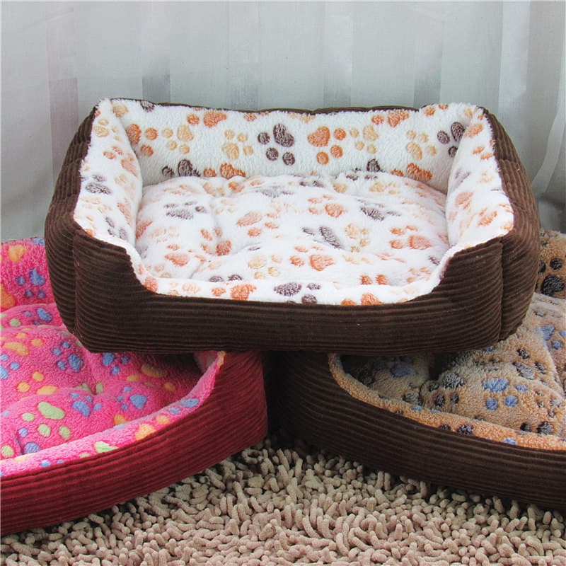 Cama para perro con cojín