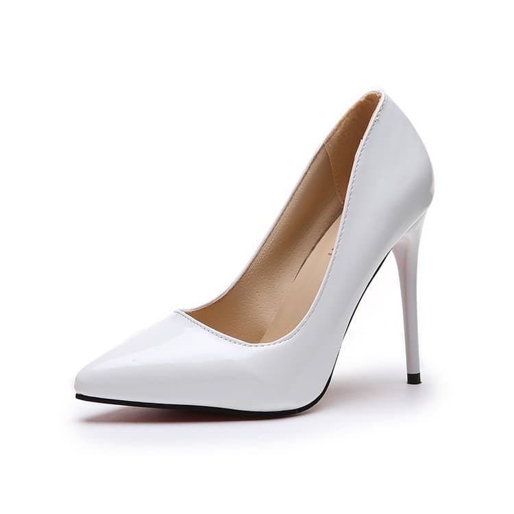 Tacones altos y grandes para mujer