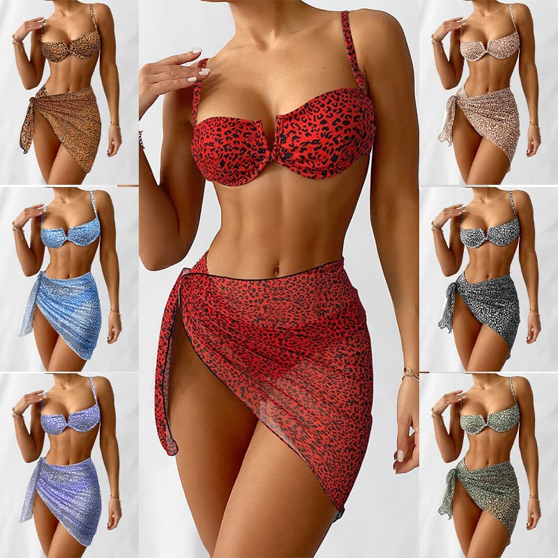 Biquini Floral Tres Piezas con Pareo de Playa