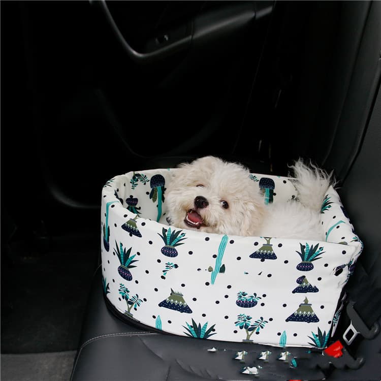 Cama de coche para mascotas con antideslizante