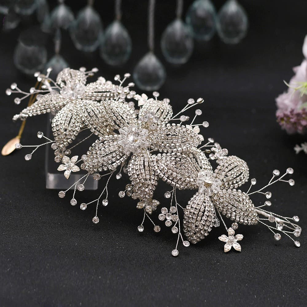 Diadema Nupcial con Flores y Strass