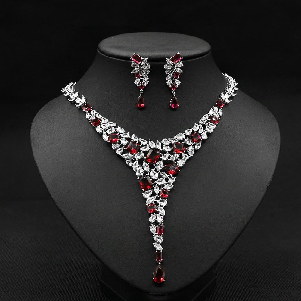 Juego de Collar y Pendientes Nupciales con Circones Brillantes