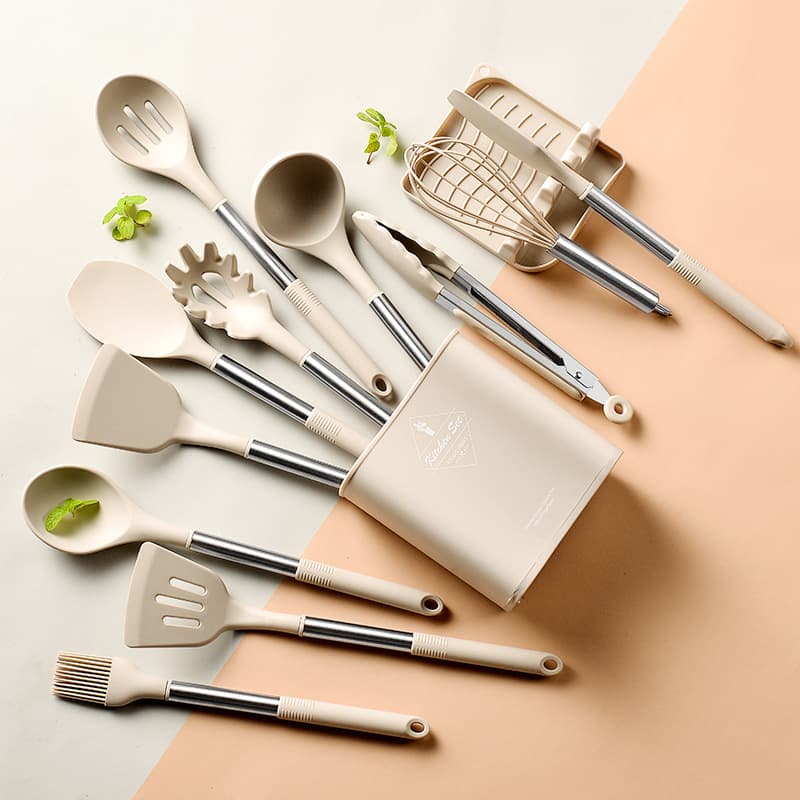 Juego de utensilios de cocina antiadherentes resistentes al calor
