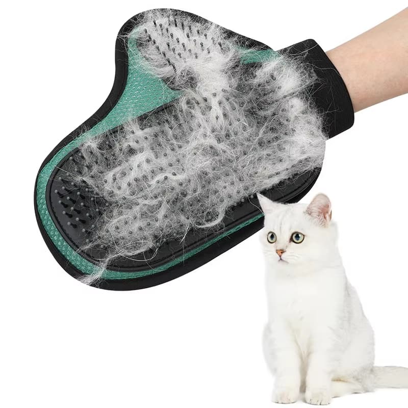 Guante de masaje para gatos y perros con removedor de pelo