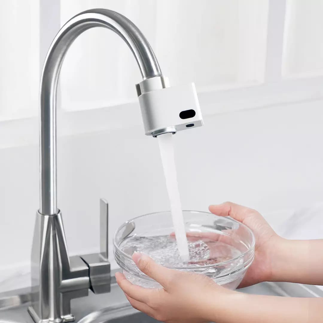 Aireador de grifo ahorrador de agua con sensor